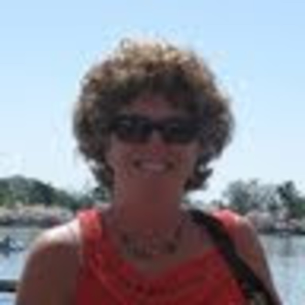 Meet your Posher, Carrie